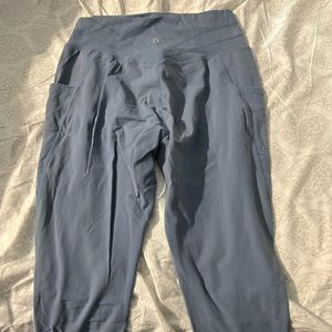 Buffbunny crossover leggings